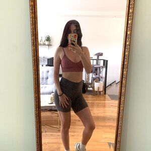 Aritzia Atmosphere TNAButter shorts